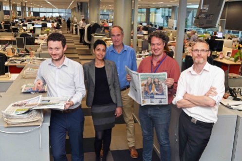 Andy in The Adelaide Advertiser newsroom during his stint as Scientist in Residence, October 2017. L-R Luke Griffiths, Valerina Changarathil, Richard Evans, Andy Lowe, Cameron England